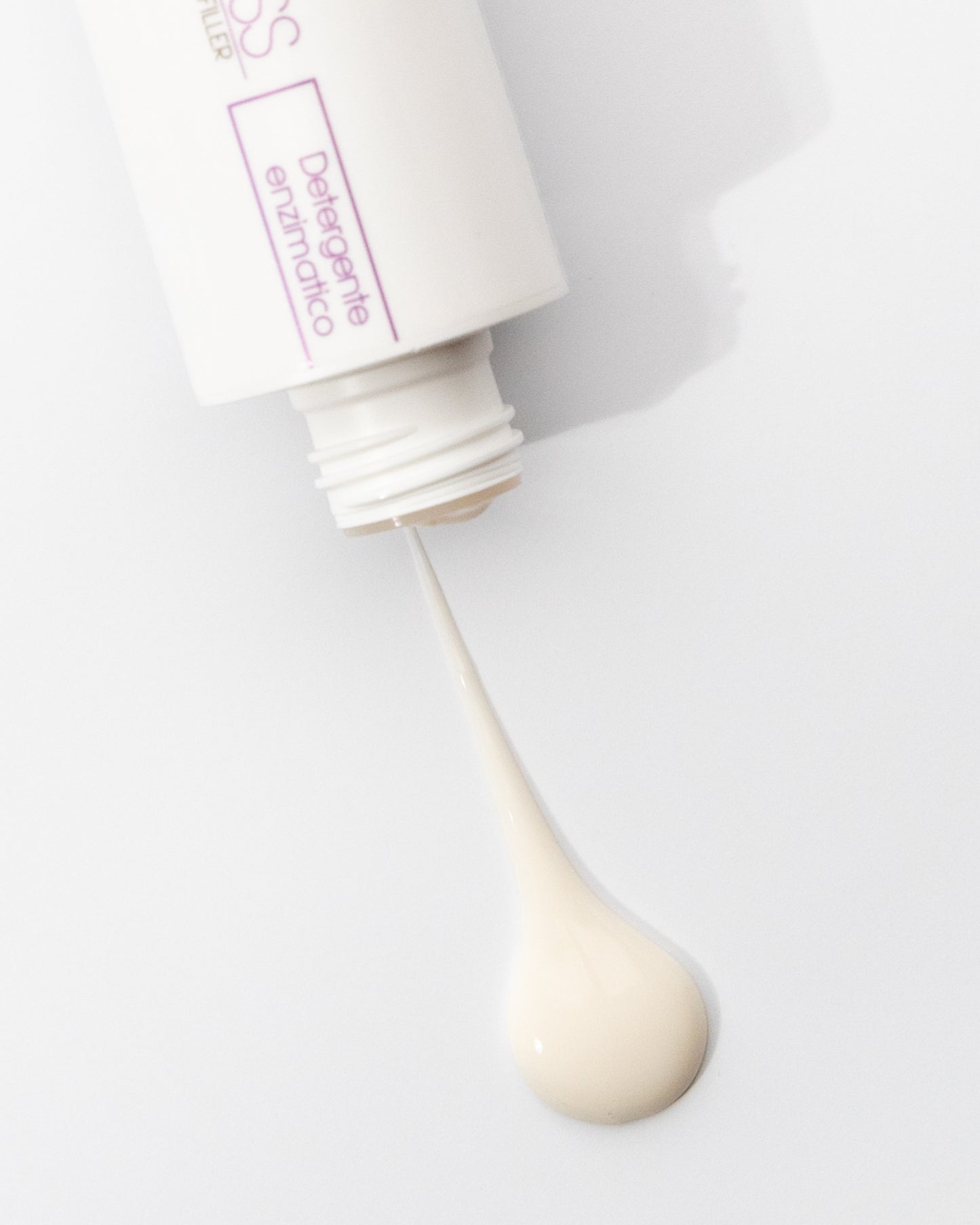 DETERGENTE ENZIMATICO